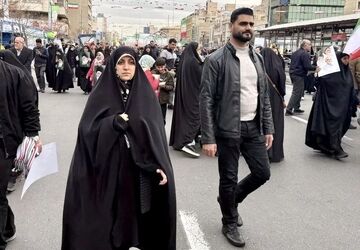 حضور معاون رئیس‌جمهور در مراسم راهپیمایی ۲۲ بهمن 