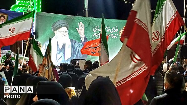 هر شب، حماسه‌ای از جنسِ اتحاد در میدان شهدا
