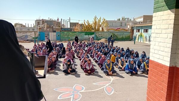 برگزاری مراسم هفته بسیج دانش‌آموزی و روز نوجوان در کمیجان