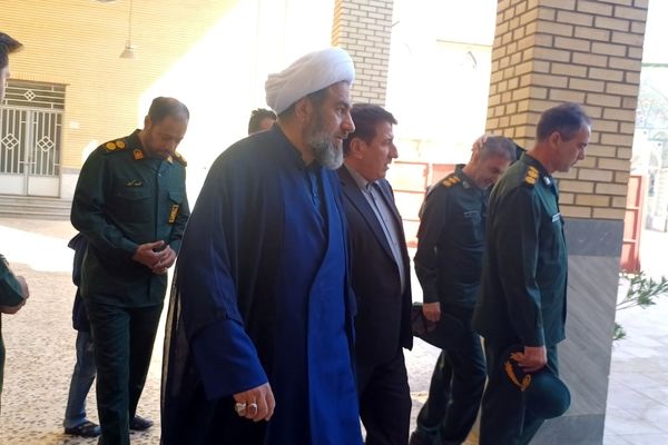 پیوند هفته بسیج با معارف فاطمی در نماز جمعه کوهدشت