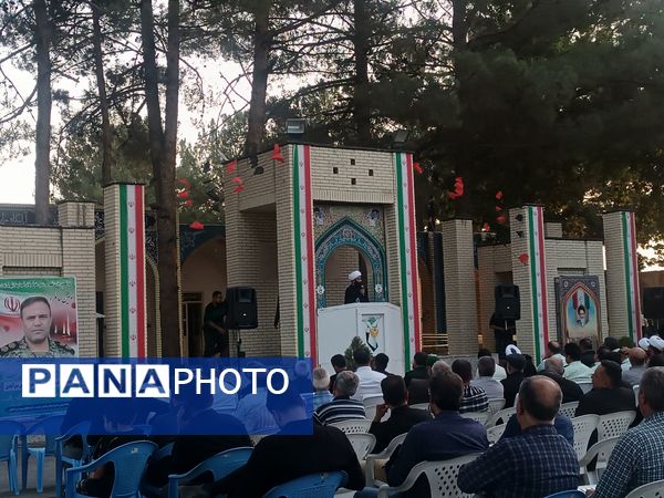 اولین سالگرد شهید محرم هادی میرآبادی بر سر مزارش برگزار شد  