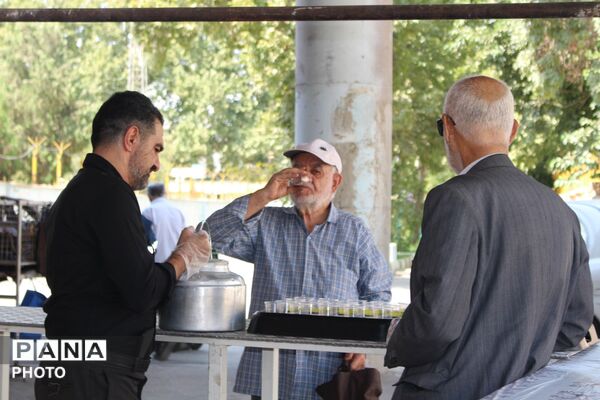 برپایی نماز عبادی و سیاسی جمعه نظرآباد 