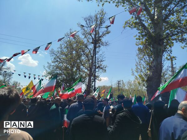خروش مردم همیشه در صحنه کرج در مراسم چهلمین روز شهادت امام امت و نوگلان میناب