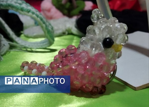 نمایشگاه هنری دانش‌آموزان مدرسه شهید قنبری لاله