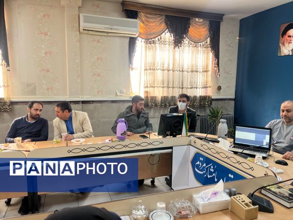 حضور فعال همکاران شهرستان قدس به صورت مجازی در دومین جلسه ستاد بزرگداشت دهه فجر  