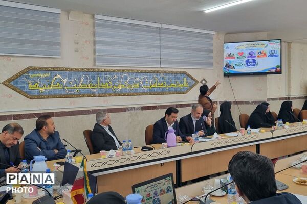 تشریح برنامه‌های آموزشی و معاضدت‌های طرح نماد در شورای آموزش و پرورش شهرستان قدس