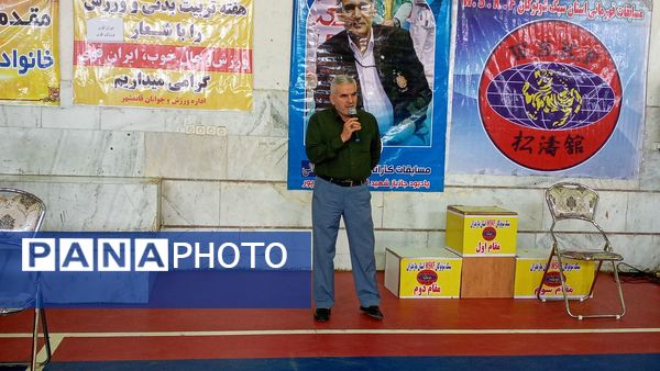 برگزاری مسابقات قهرمانی کاراته سبک شوتوکان در قائمشهر