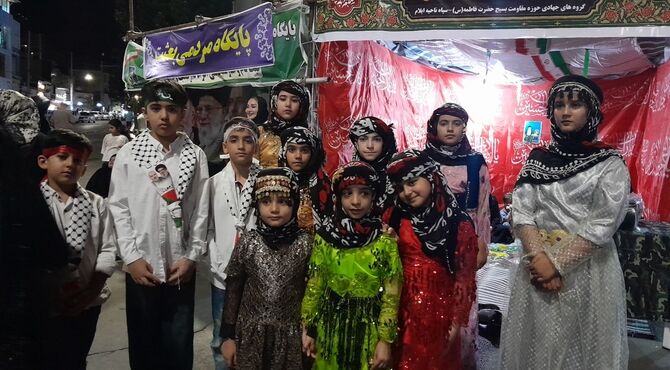 برگزاری جشن هفته وحدت در میدان آیینی ۲۲ بهمن
