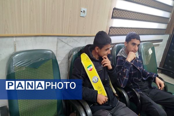 جلسه شورای دانش‌آموزی در منطقه چاروسا