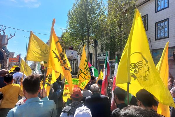 حضور پرشور اقشار مختلف مردم بهارستان دو در راهپیمایی روز جهانی قدس 