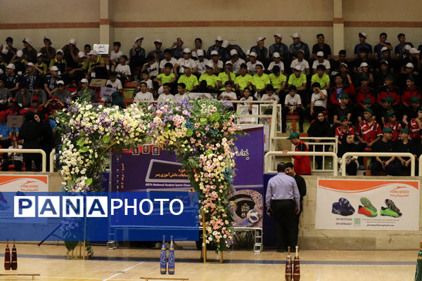 مشعل مسابقات کشوری ورزش دانش‌آموزی در تبریز روشن شد