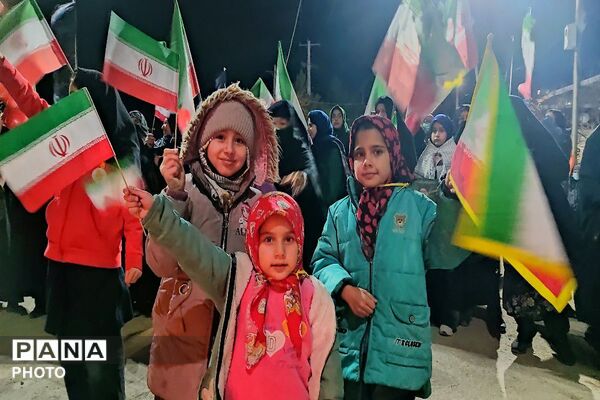 کودکان پای کار ایران در تجمعات مردمی شهر بار