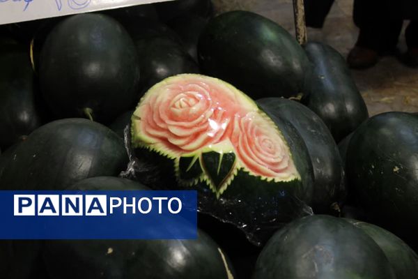 بازار داغ یلدا در زنجان