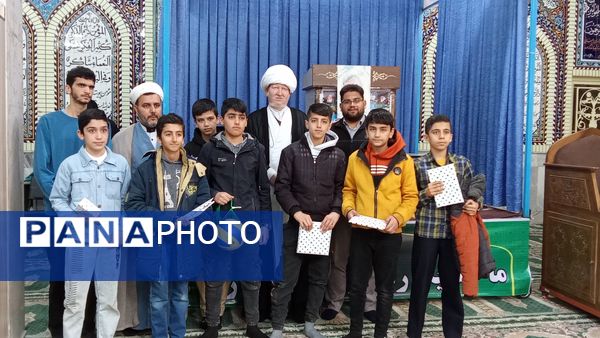 مظهر عزم ملی، نماز جمعه است