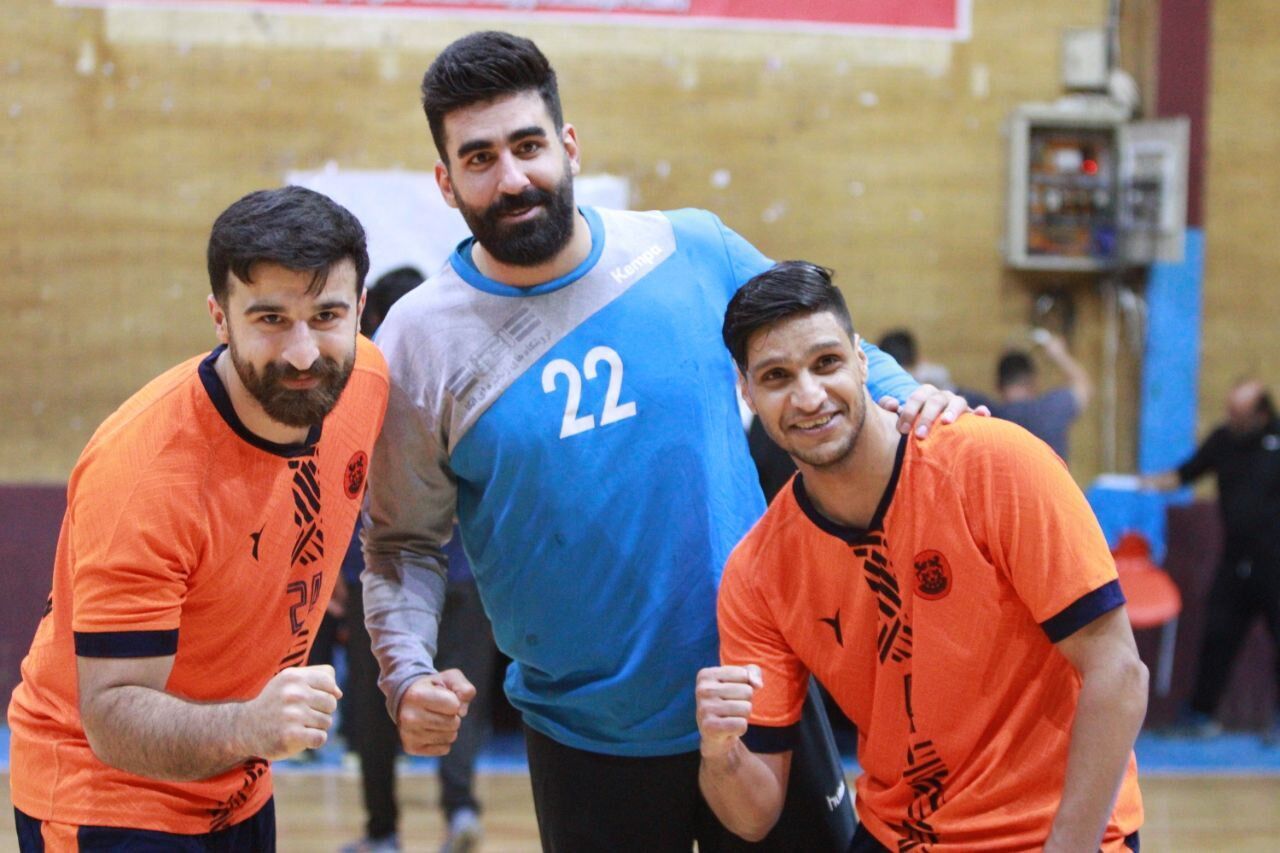 صنعت مس کرمان، قهرمان لیگ برتر هندبال شد