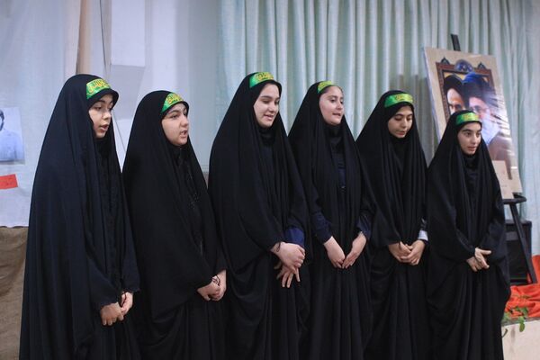  مسابقات قرآن، عترت و نماز متوسطه اول و دوم دختران بهارستان‌دو