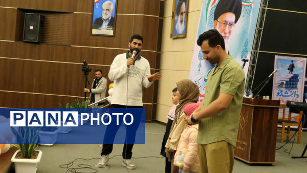 مراسم بزرگداشت روز دانشجو