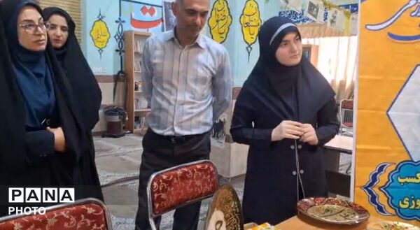 داوری مرحله استانی جشنواره نوجوان خوارزمی در محور «بازارچه» با رقابت ایده‌های نوآورانه دانش‌آموزان 