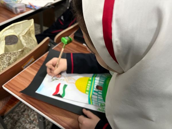 برگزاری مسابقه طرح فرهنگی و هنری در دبستان بعثت ۲