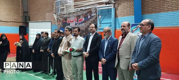 اعزام کاروان تجهیزات ورزشی و بهداشتی «مهر با نشاط» به مدارس قم