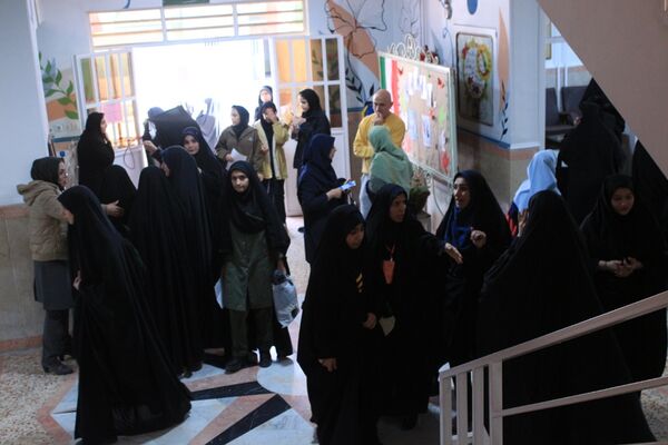  مسابقات قرآن، عترت و نماز متوسطه اول و دوم دختران بهارستان‌دو