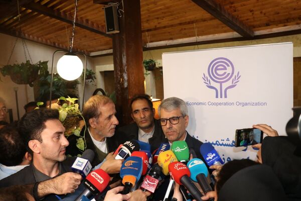 بیست و هشتمین نشست شورای وزیران اکو در مشهد (۲)