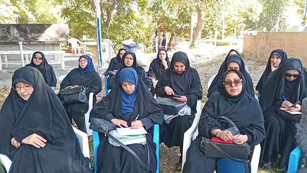 مشاوران مدارس بازوی توانمند مراقبت روح و روان دانش‌آموزان