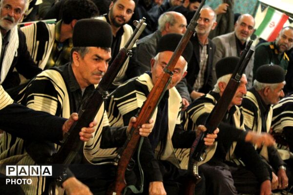‌حضور قوم بختیاری در تشییع شهید سجاد نادری
