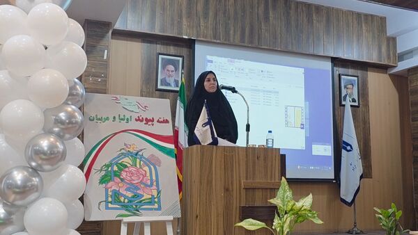 انتخابات انجمن اولیا و مربیان در دبیرستان نمونه فرهنگ مهشید مصلی نژاد
