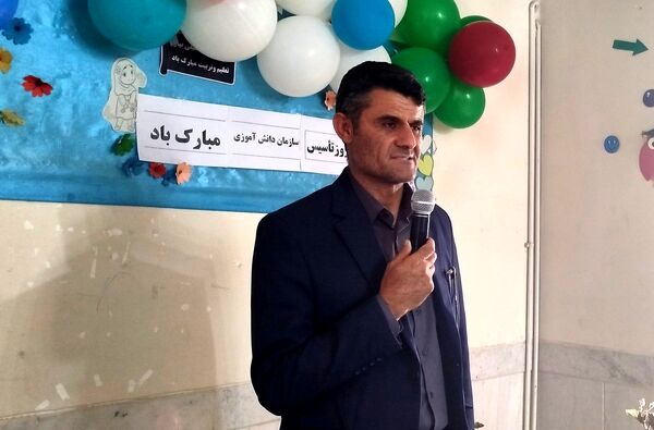جشنی به‌مناسبت سالروز تاسیس سازمان دانش‌آموزی در لردگان