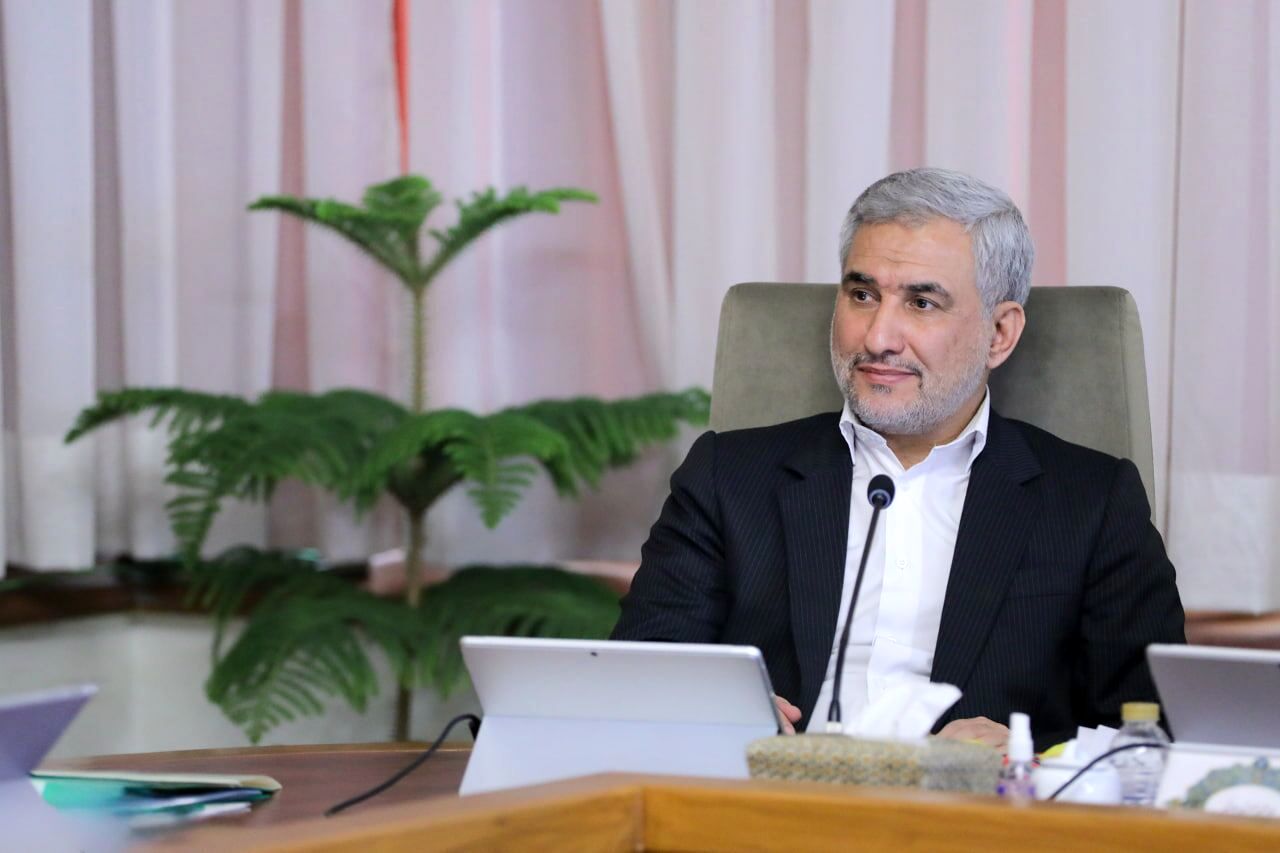  معاون جدید پارلمانی دولت چهاردهم‌ به مجلس رفت