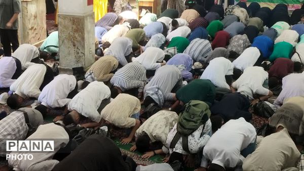 جشن تکلیف نوجوانان نوجهاد منطقه ۱۰