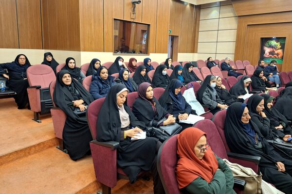 همایش فصلی مدیران مدارس شهرستان پردیس 