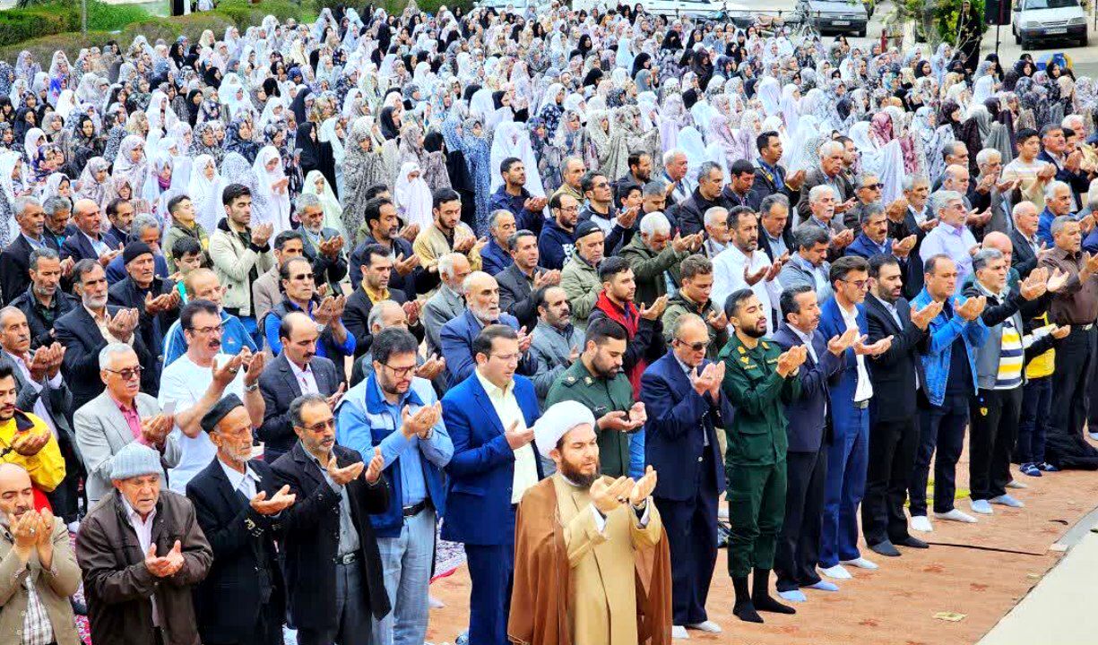 خیابان های ضیاء آباد بوی نماز فطر گرفت 