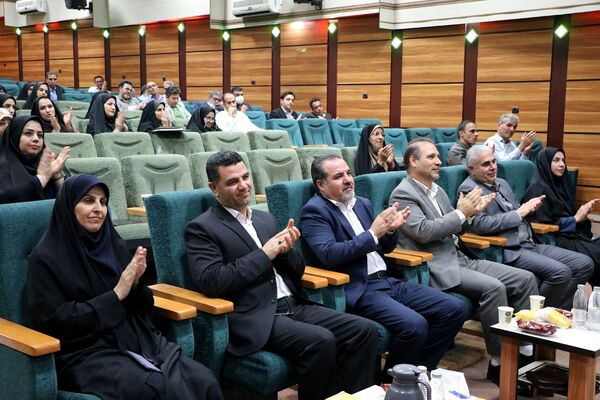 حضور مدیران ناحیه دو شهرری در مراسم تقدیر از مدیر و معاونین اسبق ناحیه 