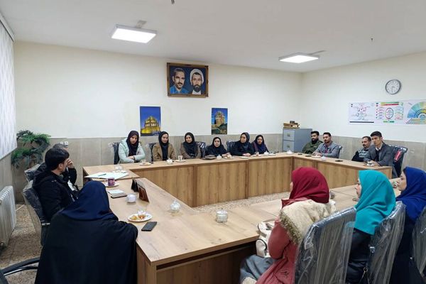 برگزاری جلسه نماد با محوریت حمایت و پیشگیری در مدرسه شهید رجایی