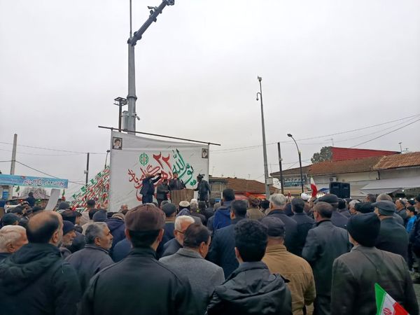 حماسه حضور نسل‌های انقلاب در لنگرود