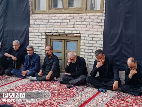 مراسم عزاداری شب عاشورا در بنیاد غدیر کاشمر