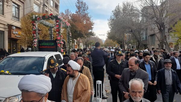 استقبال بی‌نظیر دانش‌آموزان تفرشی از قهرمانان گمنام هشت‌سال دفاع مقدس