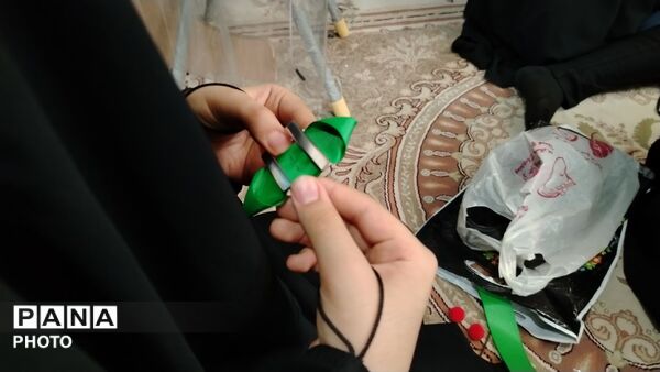 محفل هنری نوجوانان در رواق معصومانه حرم کریمه اهل بیت(س)