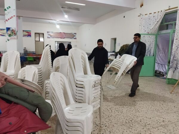 فضاسازی اردوی تمشک توسط دانش‌آموزان و فرهنگیان شهر راز