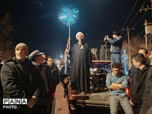 حماسه سازی مردم ولایت مدار چادگان 