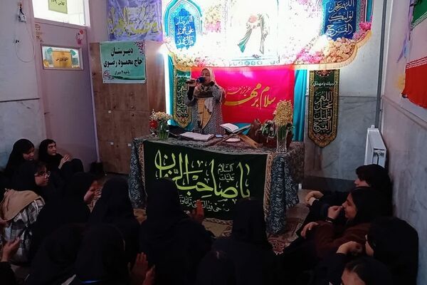 جشن نیمه شعبان در دبیرستان حاج محمود رضوی ناحیه ۴ شیراز