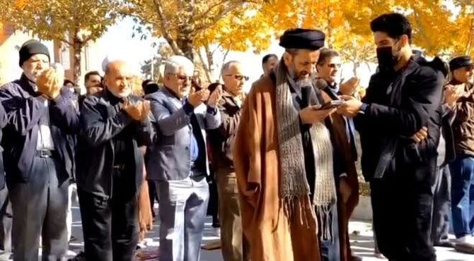 ندای نیاز؛ مردم شازند در مراسم نماز باران گرد هم آمدند