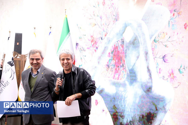 آیین افتتاحیه چهل و سومین جشنواره بین‌المللی تئاتر فجر