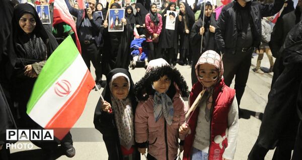 خروش شبانه کرمانشاه در عشق به ایران