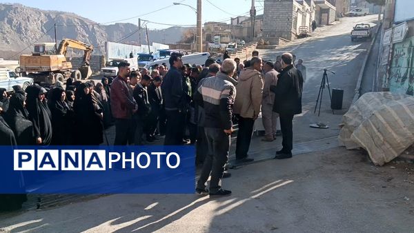 تشییع مادر شهید روستای یاسه چای با حضور گسترده مردم