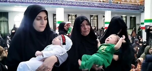 اجتماع شیرخوارگان حسینی در قلعه‌گنج 