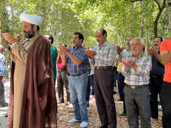 سفره غذای ۴۰ هزار نفری عید غدیر در مشهد برپا شد
