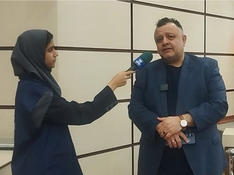 معلم باید با دانش خود ارتباط قلبی با دانش‌آموزان برقرار کند 